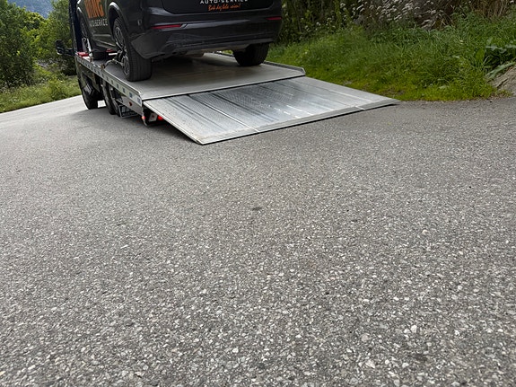 Mercedes-Benz Sprinter 10 of 13