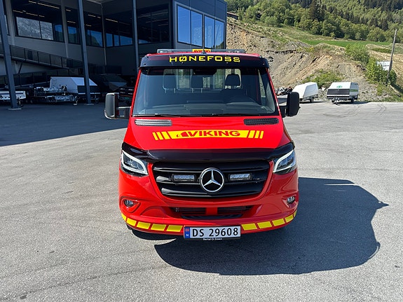 Mercedes-Benz Sprinter 5 of 13