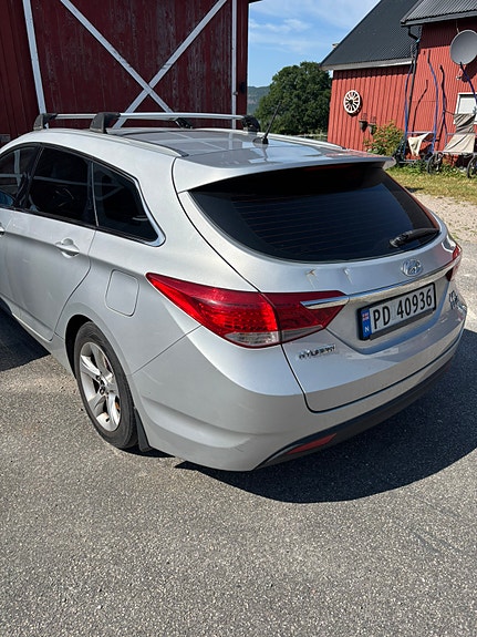 Hyundai i40 3 of 5