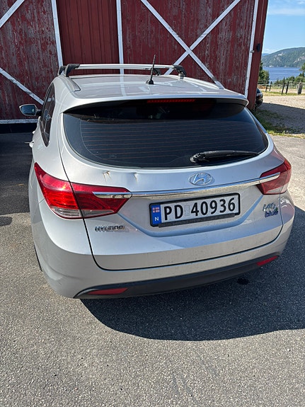 Hyundai i40 4 of 5