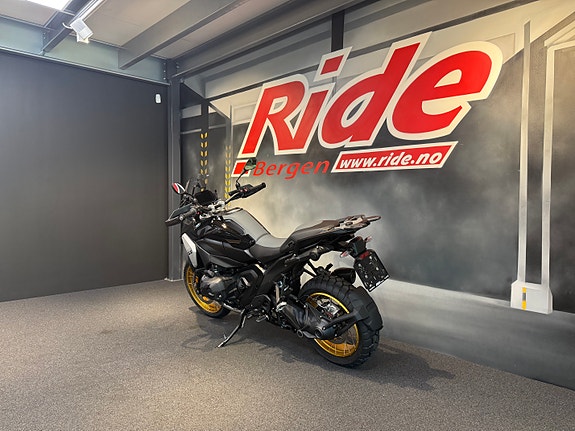 BMW R 1300 GS INKLUDERT SIDEVESKER OG TOPPBOKS! 8 of 9