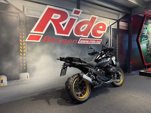 BMW R 1300 GS INKLUDERT SIDEVESKER OG TOPPBOKS! 4 of 9