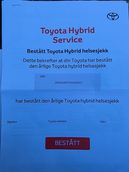Toyota Prius Plug-in Hybrid 25 of 30