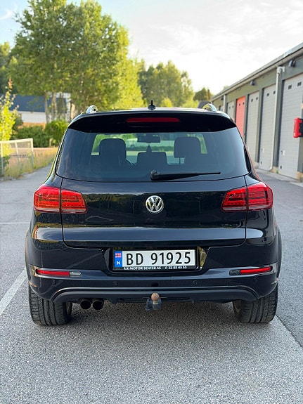 Volkswagen Tiguan 5 of 5