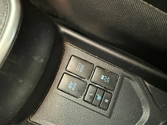 Toyota Yaris 19 of 25