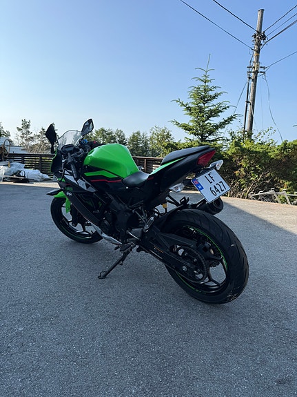 Kawasaki Ninja 125 5 of 7