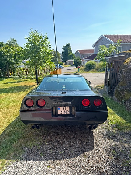 Chevrolet Corvette 5 of 5