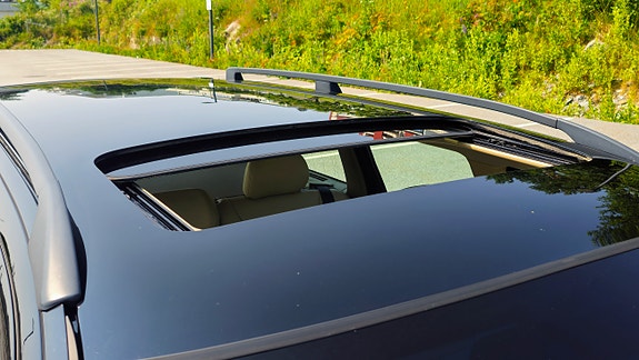 Volvo V70 3 of 30