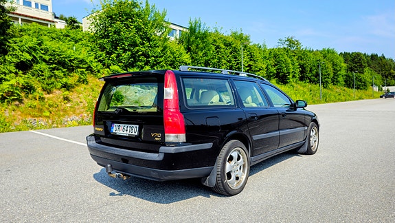 Volvo V70 6 of 30