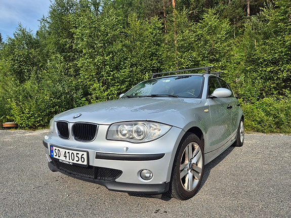 BMW 118d 4 of 5