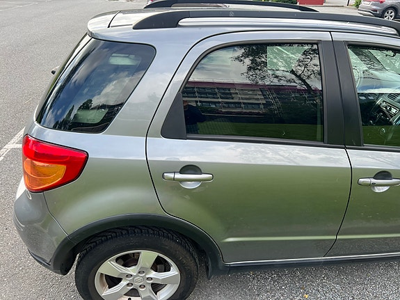 Suzuki SX4 24 of 30