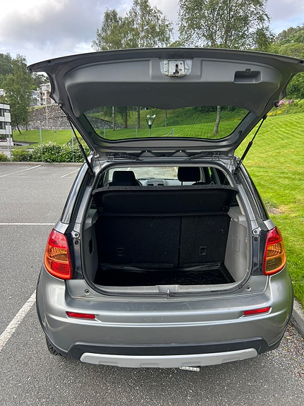 Suzuki SX4 16 of 30