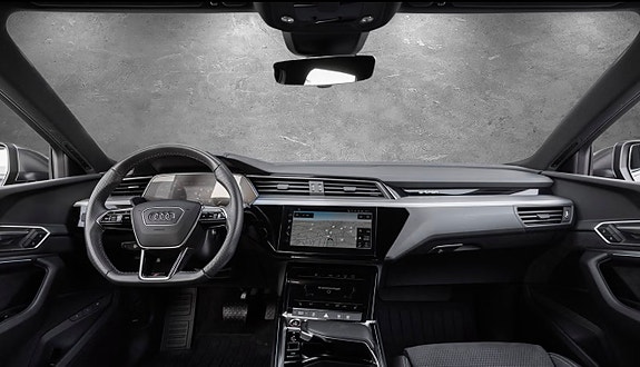 Audi e-tron S 4 of 5