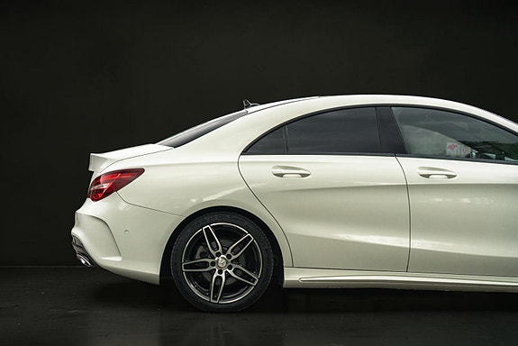 Mercedes-Benz CLA180 5 of 5