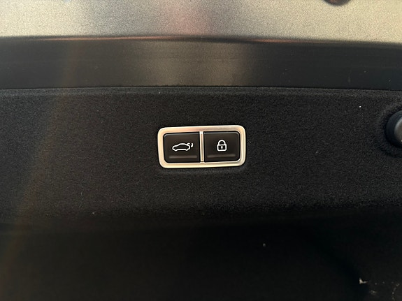 Hyundai Ioniq 6 16 of 16