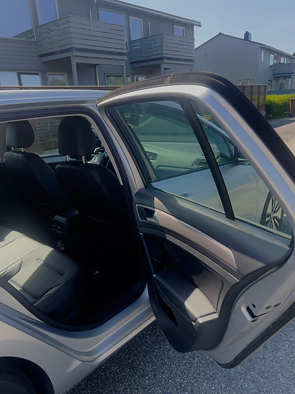 Volkswagen e-Golf VII 6 of 11