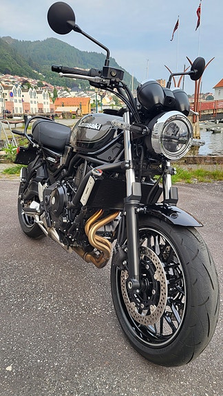 Kawasaki Z 650 RS 2 of 5