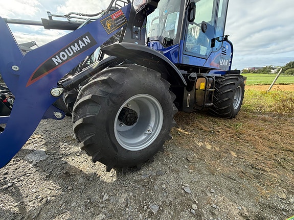 Andre HT L25 920 NOUMAN , 4x4, 2 ÅRS GARANTI 2500 TIMER 15 of 30