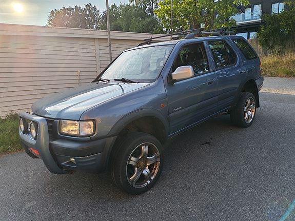 Opel Frontera 2 of 5