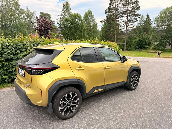 Toyota Yaris Cross 3 of 4