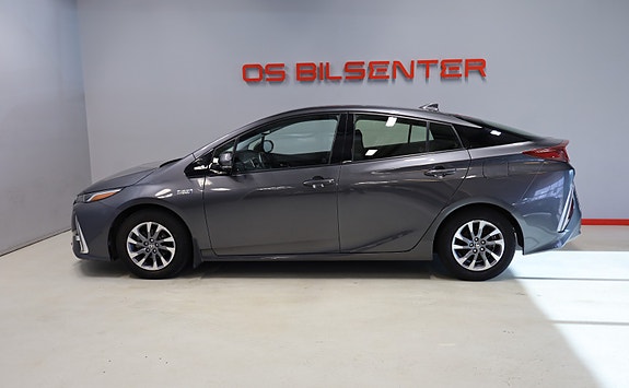 Toyota Prius 6 of 15