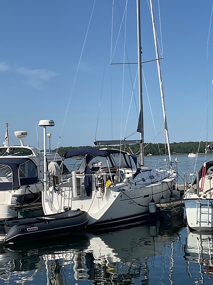 Velholdt og velutstyrt Beneteau 343 med nyere rulleseil selges 4 of 5