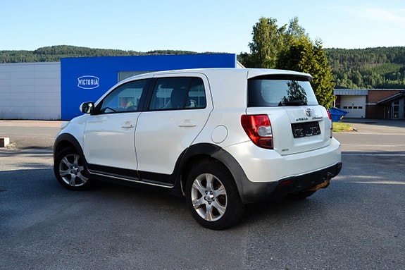 Toyota Urban Cruiser 4 of 5