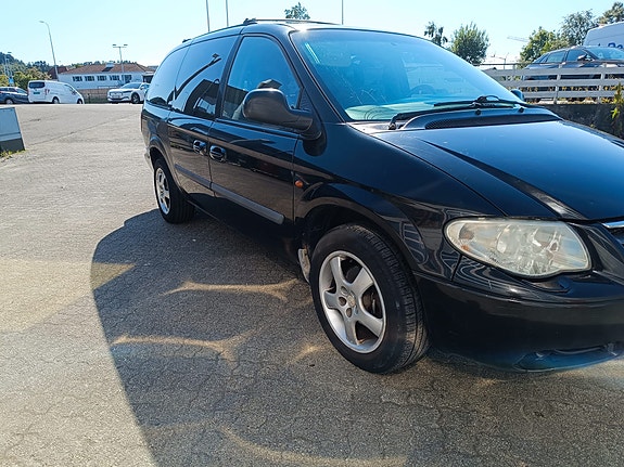 Chrysler Grand Voyager 4 of 5
