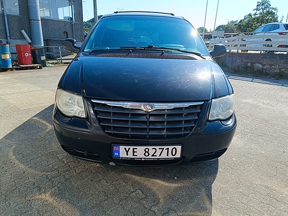 Chrysler Grand Voyager 3 of 5
