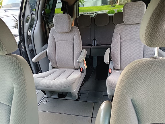 Chrysler Grand Voyager 14 of 18