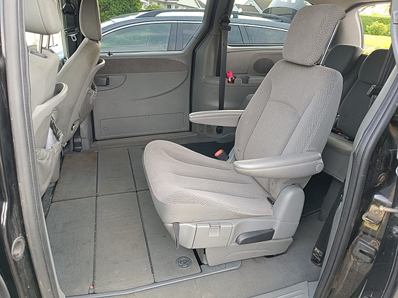 Chrysler Grand Voyager 16 of 18