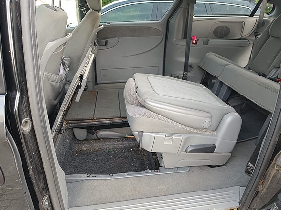 Chrysler Grand Voyager 11 of 18