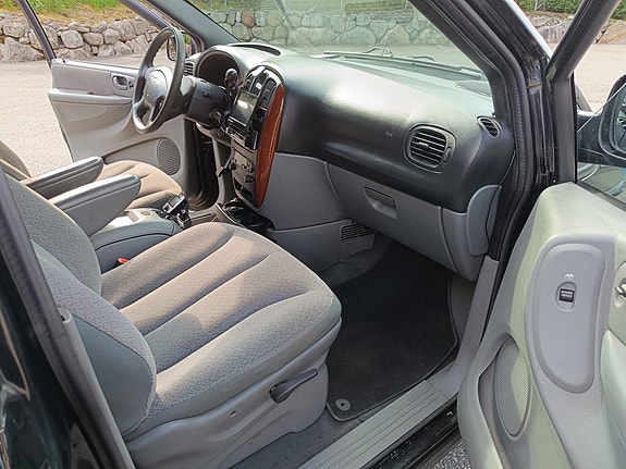 Chrysler Grand Voyager 10 of 18