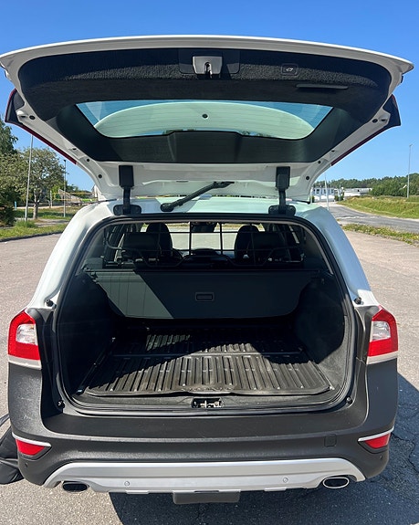 Volvo XC70 4 of 5