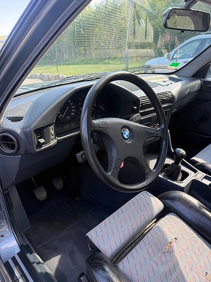 BMW 530i 29 of 30