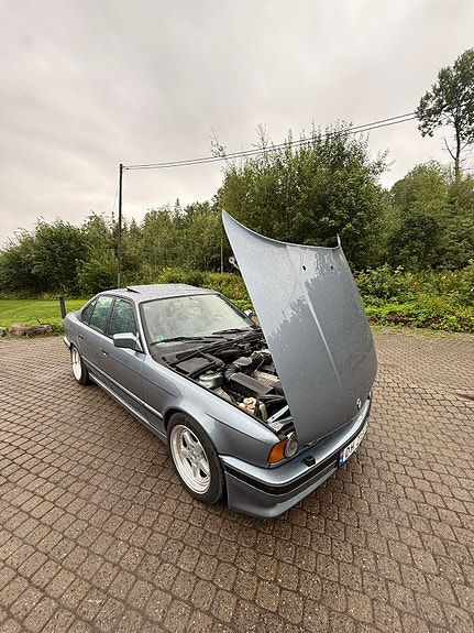 BMW 530i 5 of 30