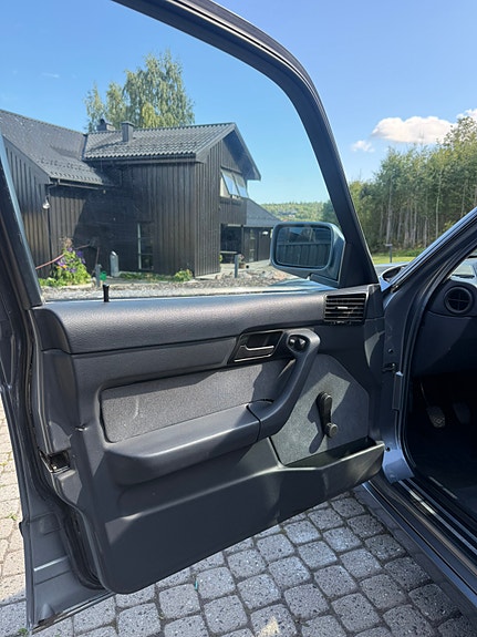 BMW 530i 28 of 30