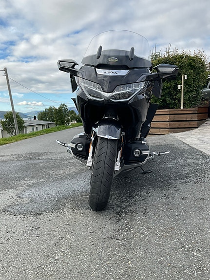 Honda GL 1800 Goldwing 3 of 5
