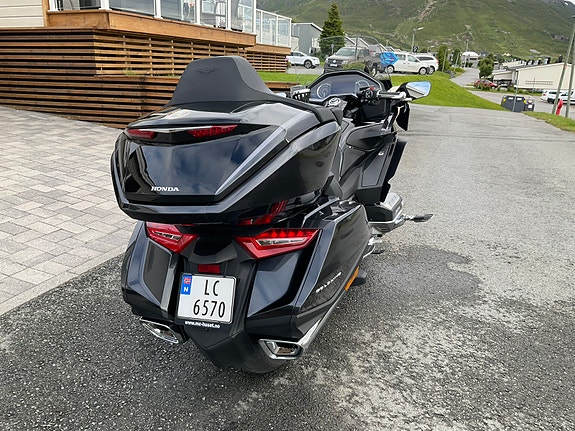 Honda GL 1800 Goldwing 4 of 5