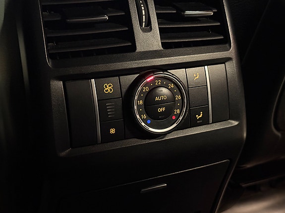 Mercedes-Benz GLS350 d 22 of 30