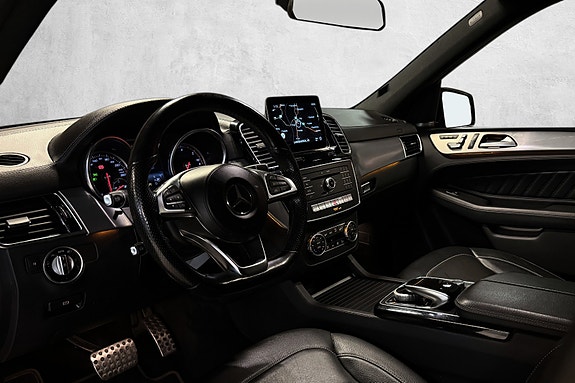 Mercedes-Benz GLS350 d 23 of 30