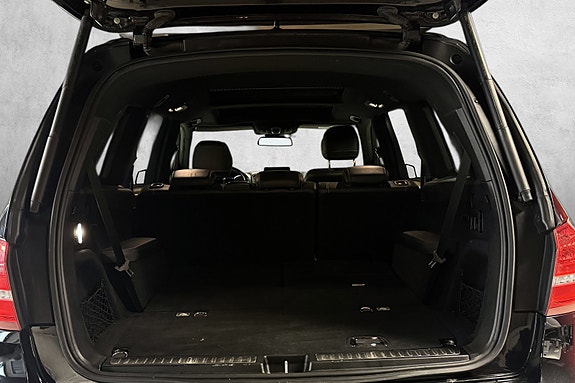 Mercedes-Benz GLS350 d 15 of 30