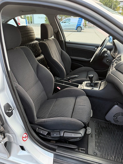 BMW 316i 10 of 13