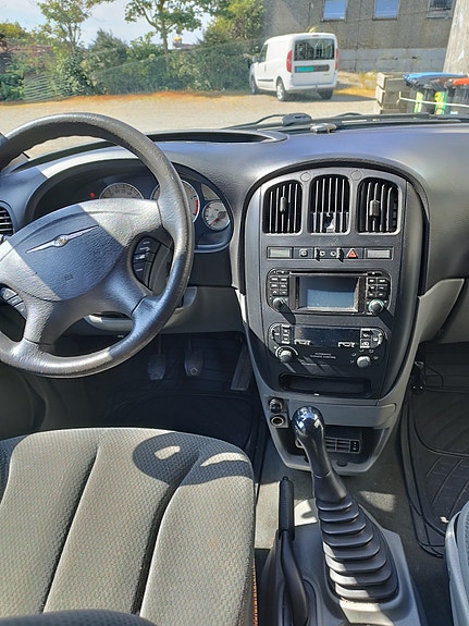 Chrysler Grand Voyager 5 of 5