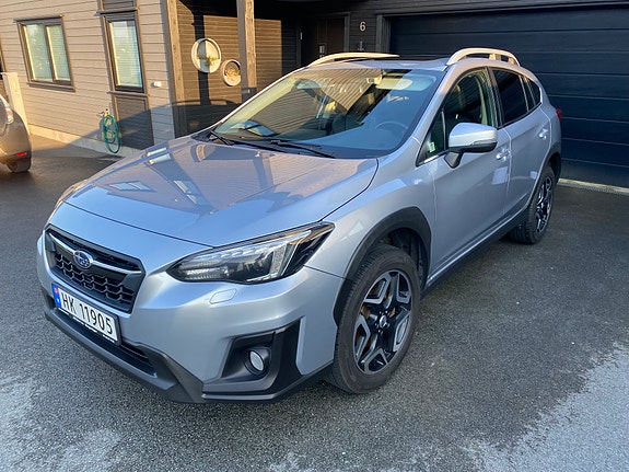Subaru XV 2 of 5