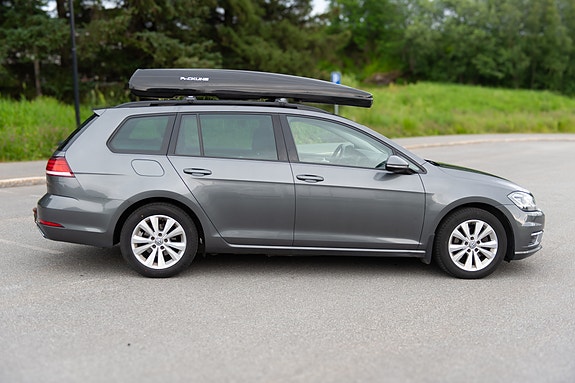 Volkswagen Golf VII 2 of 5