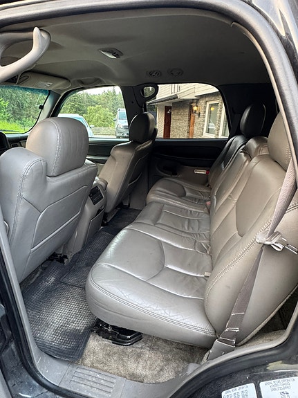 Chevrolet Tahoe 11 of 18