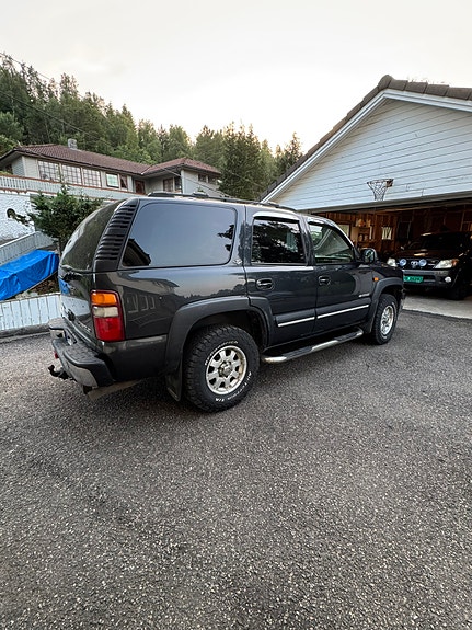 Chevrolet Tahoe 5 of 5