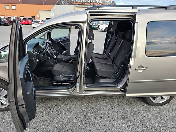Volkswagen Caddy Maxi 13 of 30