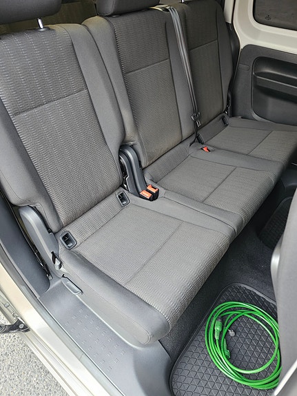 Volkswagen Caddy Maxi 26 of 30